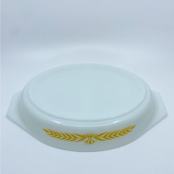 Vintage 1960 Pyrex Royal Wheat Divided Dish 1.5 Quarts 063 - Picture 6 of 9